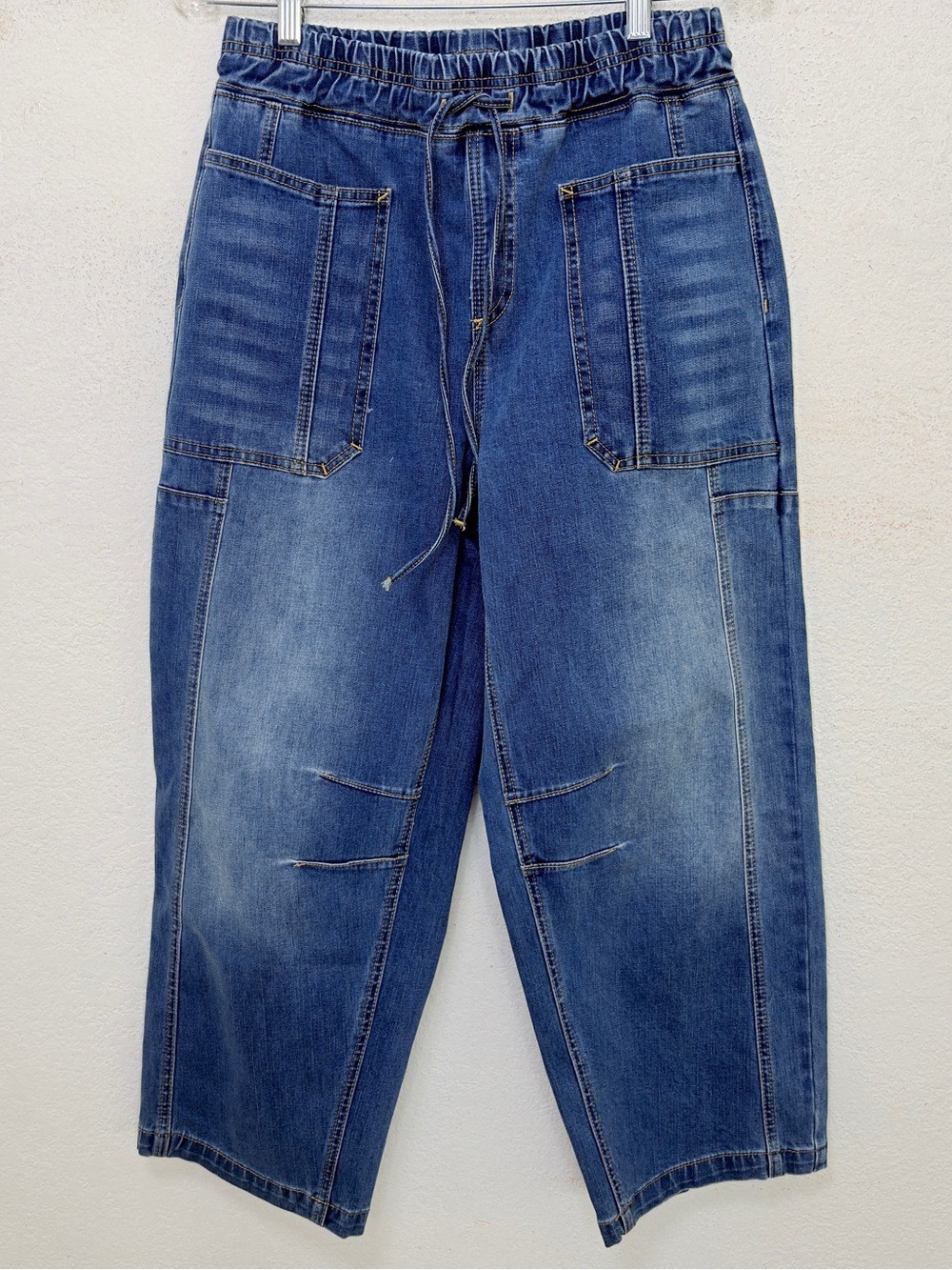 NWT Curved Barrel Leg Horseshoe Denim Cropped Drawstring Jeans M FLAMINGALS - Picture 2 of 12